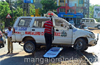 Mangalore: Police Car Hits Divider, Cops Feign Ignorance